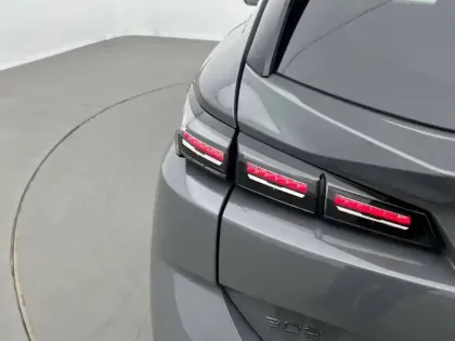 Photo 16 Peugeot 308  SW BlueHDi 130ch S&S EAT8