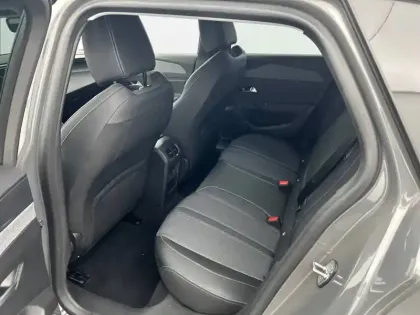 Photo 11 Peugeot 308  SW BlueHDi 130ch S&S EAT8