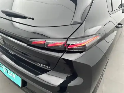 Photo 16 Peugeot 308  Hybrid 145 e-DCS6