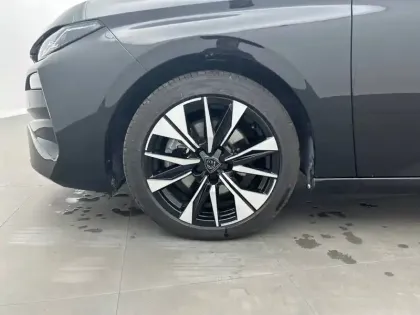 Photo 12 Peugeot 308  Hybrid 145 e-DCS6