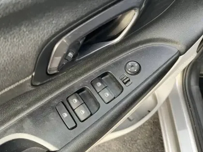 Photo 47 Hyundai I20  1.0 T-GDi 100 Hybrid 48V