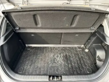 Photo 18 Hyundai I20  1.0 T-GDi 100 Hybrid 48V