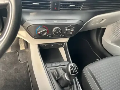 Photo 38 Hyundai I20  1.0 T-GDi 100 Hybrid 48V