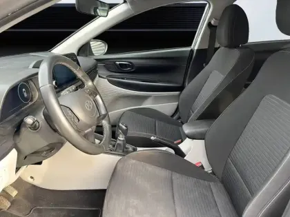 Photo 8 Hyundai I20  1.0 T-GDi 100 Hybrid 48V