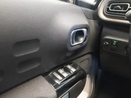 Photo 16 Citroën C3  PureTech 110 S&S EAT6