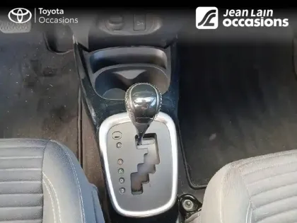 Photo 12 Toyota Yaris  Hybride 100h