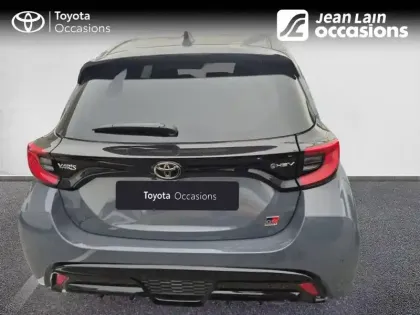 Photo 45 Toyota Yaris  Hybride 130h