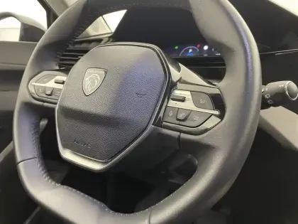 Photo 60 Peugeot 308  PHEV 180 e-EAT8