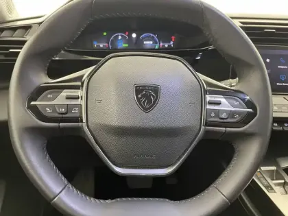 Photo 54 Peugeot 308  PHEV 180 e-EAT8