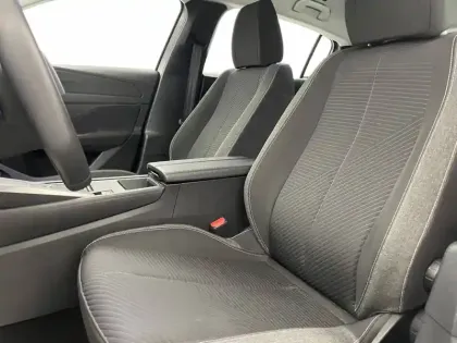 Photo 13 Peugeot 308  PHEV 180 e-EAT8