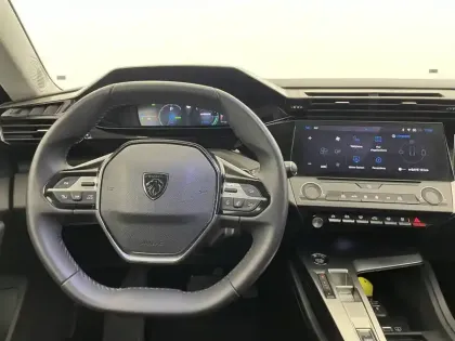 Photo 85 Peugeot 308  PHEV 180 e-EAT8