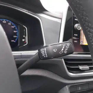 Photo 110 Volkswagen T-roc  1.5 TSI EVO 150 Start/Stop DSG7