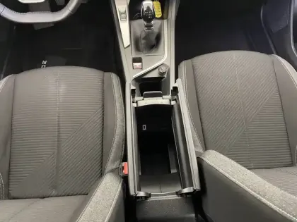 Photo 24 Peugeot 308  PureTech 130ch S&S BVM6