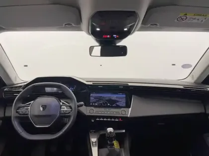 Photo 29 Peugeot 308  PureTech 130ch S&S BVM6