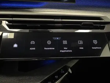 Photo 31 Peugeot 5008  Electrique 210 ch 73 kWh
