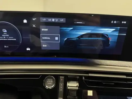 Photo 41 Peugeot 5008  Electrique 210 ch 73 kWh