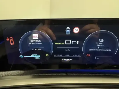 Photo 40 Peugeot 5008  Electrique 210 ch 73 kWh