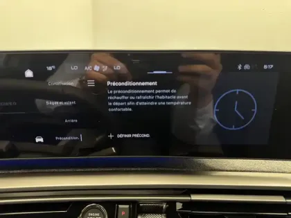 Photo 29 Peugeot 5008  Electrique 210 ch 73 kWh