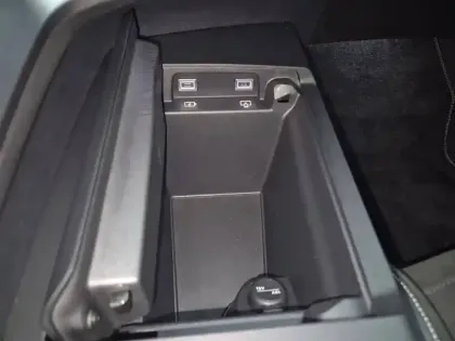 Photo 23 Peugeot 3008 Gén. III Ph1 GT 5