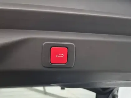 Photo 50 Peugeot 3008 Gén. III Ph1 GT 5