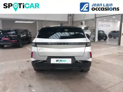 Photo 24 Opel Grandland  1.2 Turbo Hybrid 136 ch e-DCT6