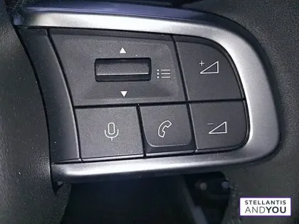 Photo 17 Fiat 600 e 54 kWh 156 ch