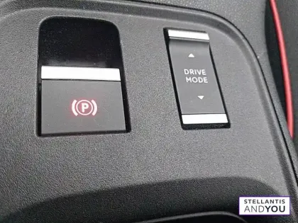 Photo 21 Fiat 600 e 54 kWh 156 ch