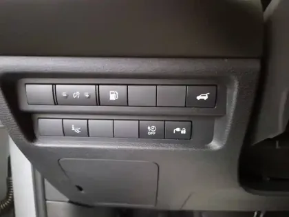 Photo 15 Mitsubishi Outlander  2.4 MIVEC PHEV 306 4WD