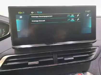 Photo 59 Peugeot 3008  Hybrid 225 e-EAT8