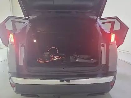 Photo 42 Peugeot 3008  Hybrid 225 e-EAT8