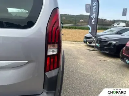 Photo 96 Peugeot Rifter  Standard BlueHDi 100 BVM5