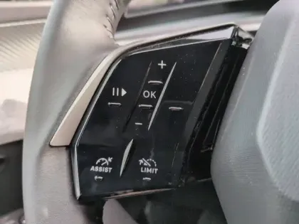 Photo 20 Peugeot 3008 Gén. III Ph1 Allure 5