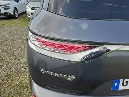 Photo 16 DS DS 7 DS7 Crossback Hybride E-Tense 300 EAT8 4x4