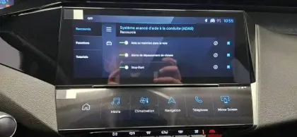 Photo 28 Peugeot 308  SW BlueHDi 130ch S&S EAT8