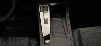 Photo 23 Peugeot 308  SW BlueHDi 130ch S&S EAT8