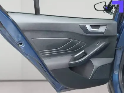 Photo 20 Ford Focus  SW 1.0 Flexifuel 125 S&S mHEV