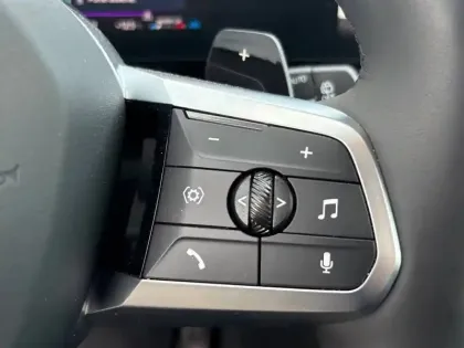 Photo 17 BMW X1  sDrive 18i 136ch DKG7