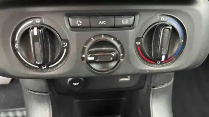 Photo 16 Citroën C3  PureTech 82 S&S BVM5