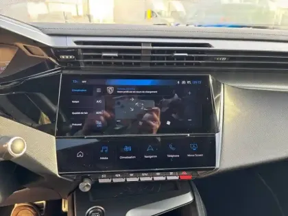 Photo 13 Peugeot 308  PHEV 180 e-EAT8