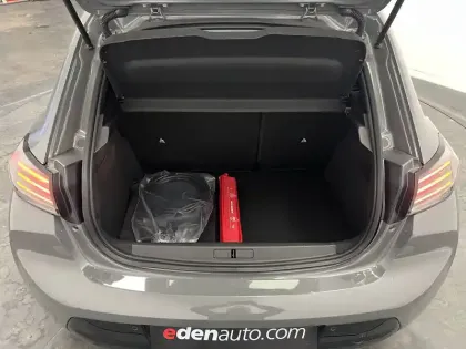 Photo 8 Peugeot 208  Electrique 54 kWh 156ch