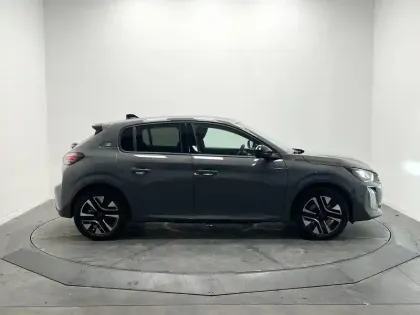 Photo 5 Peugeot 208  Electrique 54 kWh 156ch