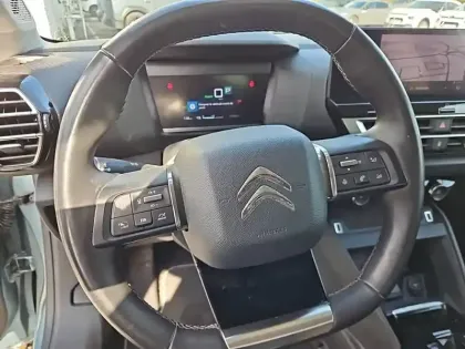 Photo 8 Citroën C4 e- 136 ch Automatique