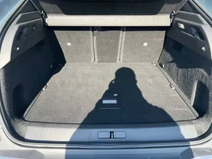 Photo 5 Peugeot 3008  Hybrid 136 e-DCS6