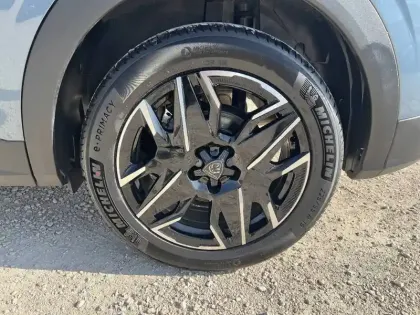 Photo 10 Peugeot 3008  Hybrid 136 e-DCS6