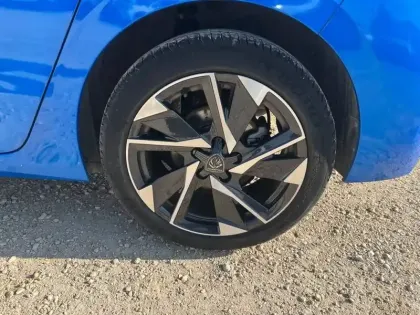 Photo 11 Peugeot 308 Gén. III Ph1 Allure Pack 5