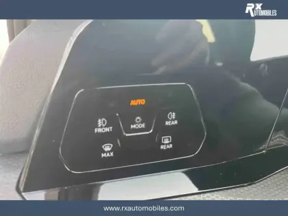 Photo 16 Volkswagen Golf  2.0 TDI SCR 200 DSG7