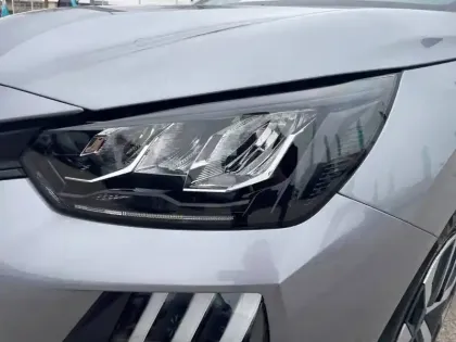 Photo 94 Peugeot 208  100 S&S BVM6