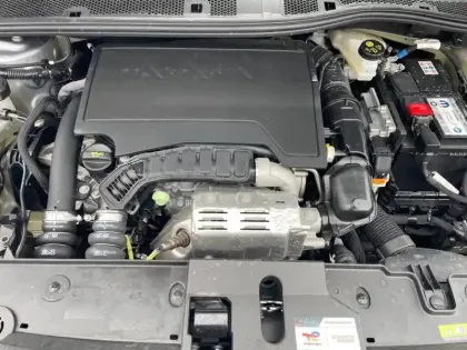 Photo 37 Peugeot 208  100 S&S BVM6