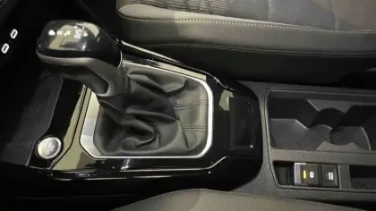 Photo 50 Volkswagen T-roc  1.5 TSI EVO 150 Start/Stop DSG7