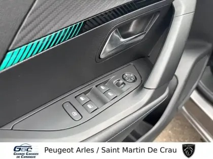Photo 84 Peugeot 2008  PureTech 130 S&S EAT8